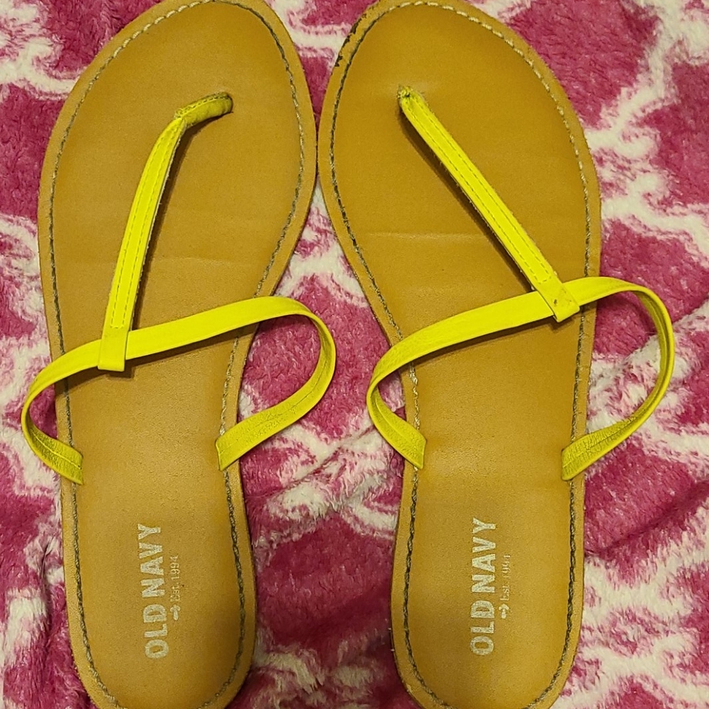 Old navy flip flops